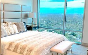 Medcenter Vacation Glasspad Skyline Views, 1 Free Prking Spot, Sleeps 4, Ask For Rental Car Option