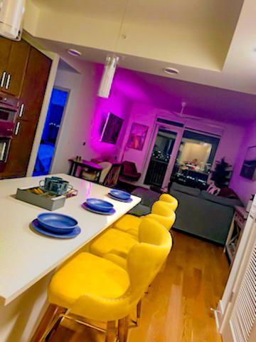 Medcenter Vacation Glasspad Skyline Views, 1 Free Prking Spot, Sleeps 4, Ask For Rental Car Option Houston Exterior photo